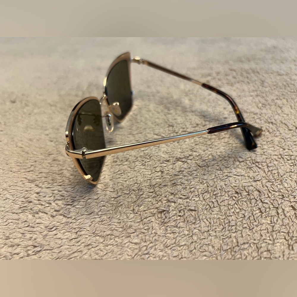 Diff Stylish Blue Gradient Sunglasses - image 2